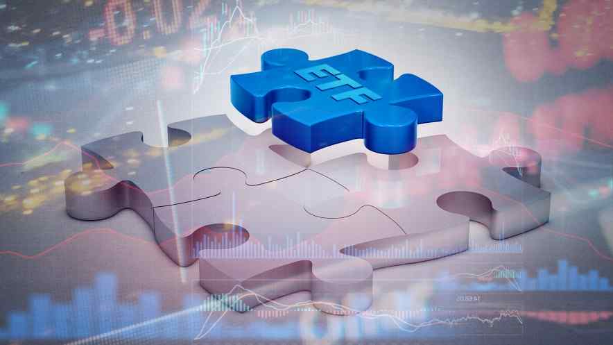 The Illusion of Risk Diversification through Cryptocurrency ETFs