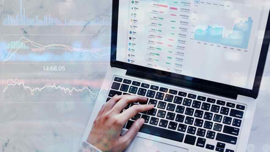 Bitcoin Shrugs off the Bears as EOS Rallies, TRX and XLM Aug. 27