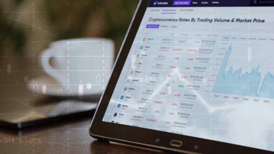 Qtum Higher on AWS Deal, Traders Eye Next Coinbase Rally, Market Analysis Oct. 19