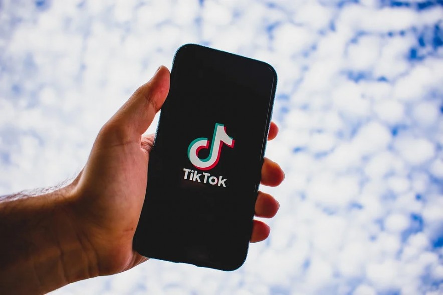TikTok Bans Financial Advice: What Does This Policy Mean for Crypto?
