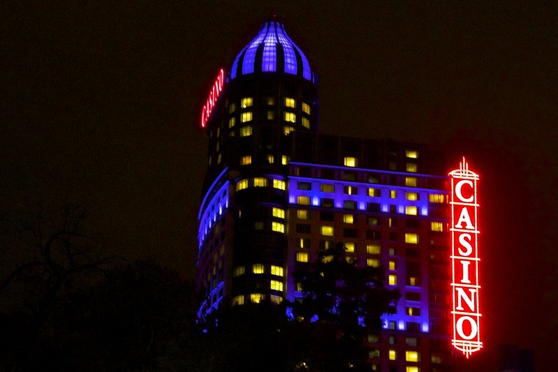 Canada’s Online Financial Ecosystem: The Hidden Influence of Online Gambling