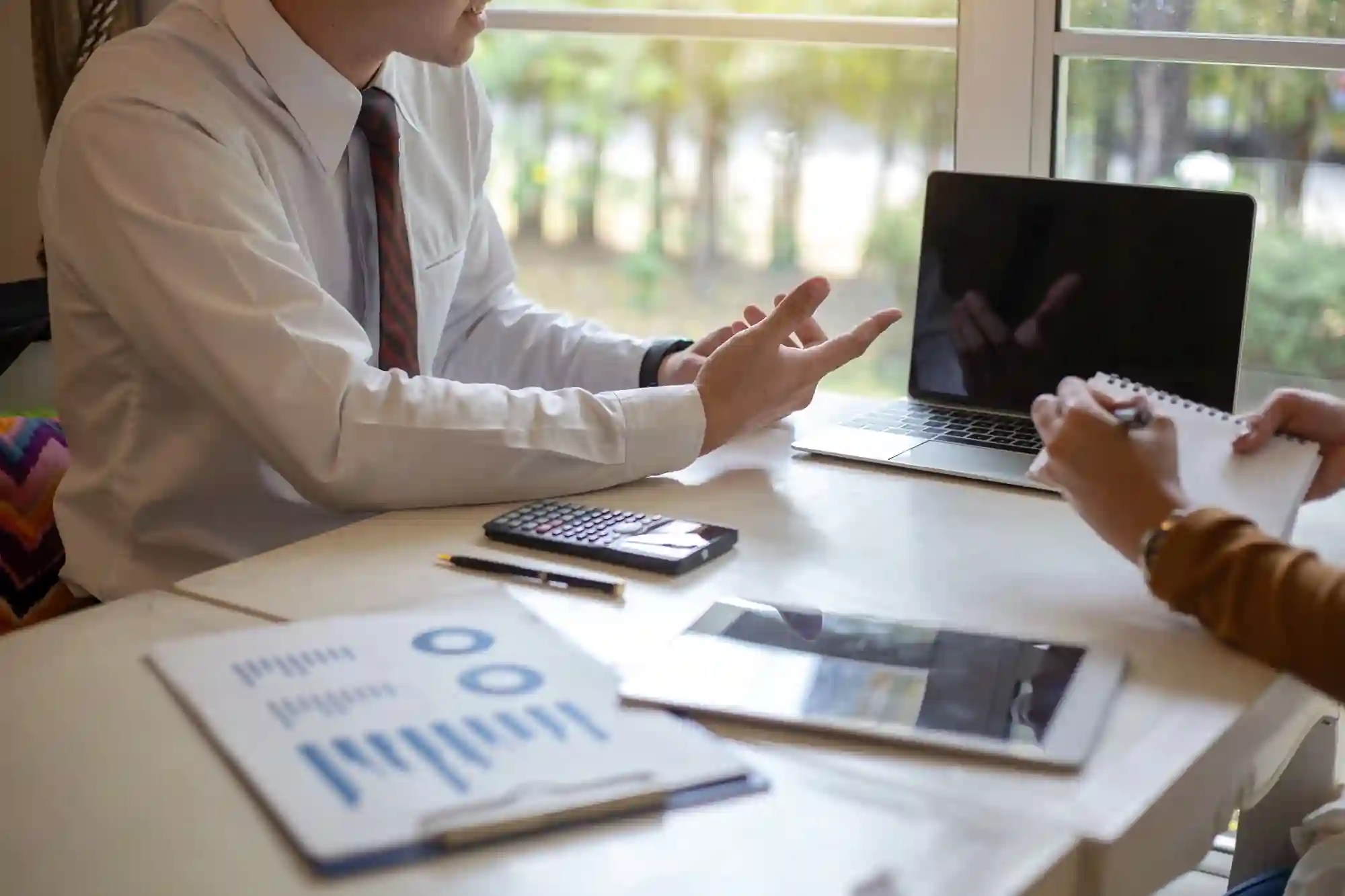 Broadening Financial Horizons Through Thoughtful Reading