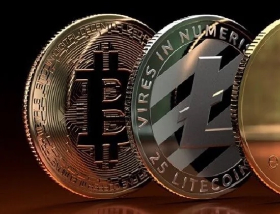 Crypto Market at a Crossroads: Institutional Retreat, Privacy Coins Rising & What Comes Next